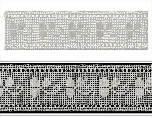 For the both sides, an edge contour is made with the single crochet technique. In the middle part, clover motif is designed.