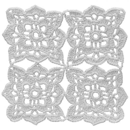 The group motif crochet consists of 4 single motif crochets and 4 single motifs create a square shape. In the middle of the model of every single motif , a flower with 4 leaves is created and the edges are crocheted as a zigzag shape.