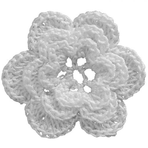 The model is designed as 3 layers of flowers that are on the top of each other. On the base of the model, a flower with 6 leaves, in the middle and on the top of it 2 flowers that have the same number of leaves are crocheted for 3D look.