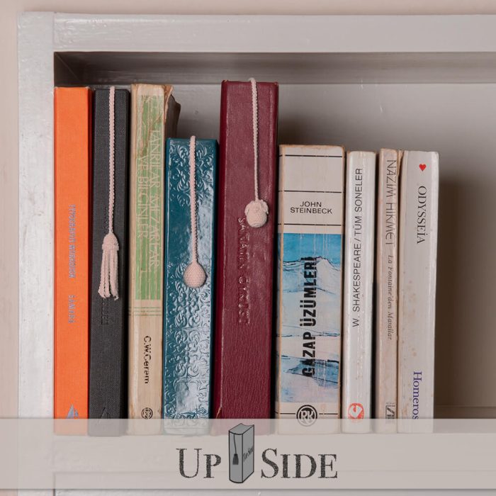 Upside Style Bookmark With Long Eaves Tassel