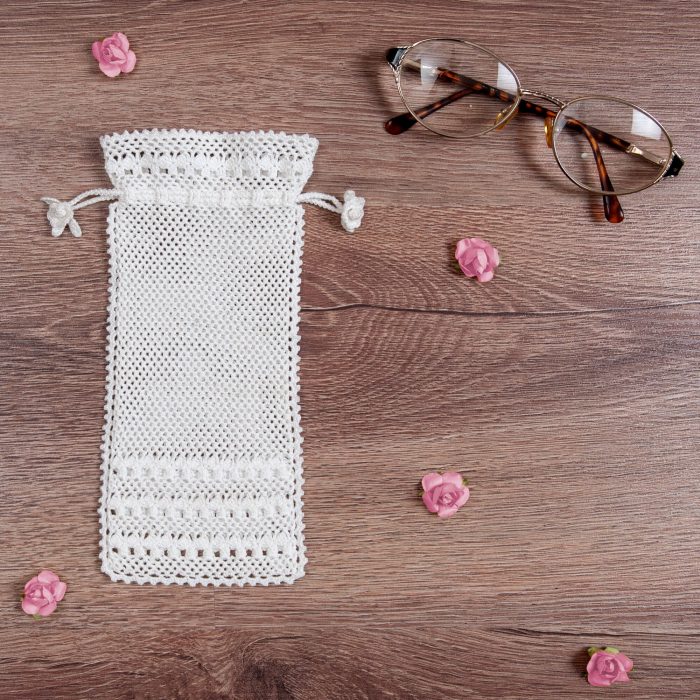 Crochet Soft Case With Flower Tassels and Eyeglass Shot