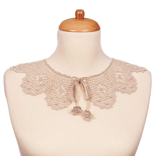 Crocheted Removable Peter Pan Collar Front Shot