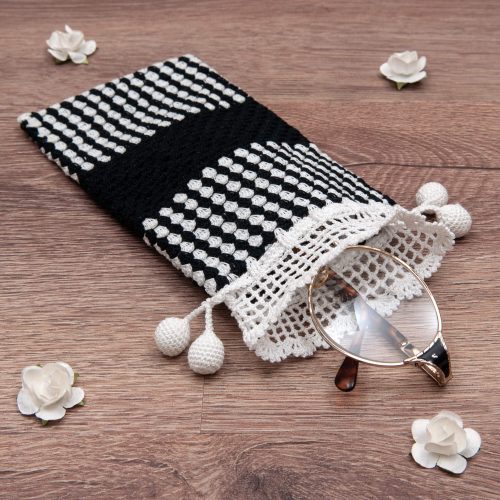 Handmade Crocheted Bicolor Case With Spotted Textured Body And Twin Tassel Single Shot