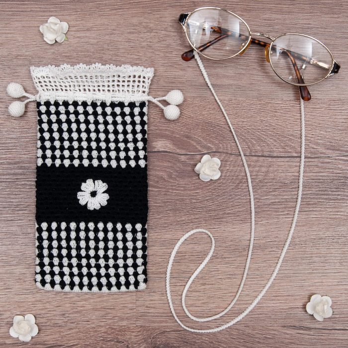 Handmade Crocheted Bicolor With Spotted Textured Case With Tiny Flower And Eyeglass Strap Set Shot