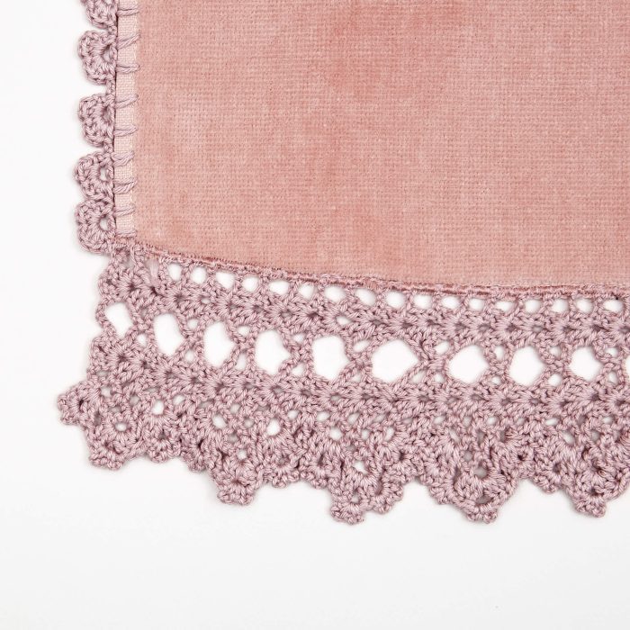 Powder Color Crochet Face Hand Vintage Style Towel Corner Shot