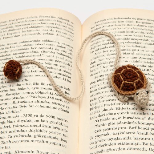 Amigurumi Sea Turtle Bookmark Gift for Book Lovers